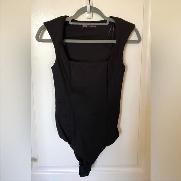 Zara limited edition padded shoulder bodysuit - Picture 2 of 9